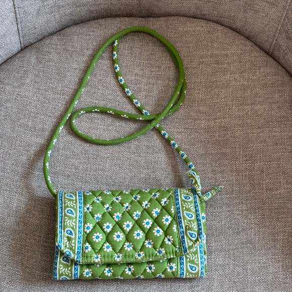 Vera Bradley Women's Strap Wallet Apple Green Pattern - Picture 11 of 16